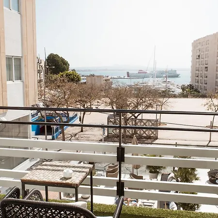 Feliz Hotel 4*